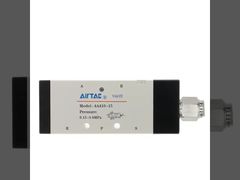 วาล์วควบคุมการไหลของอากาศ AIRTAC รุ่น 4A400